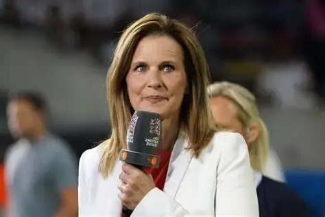 Katrin Müller-Hohenstein Schlaganfall