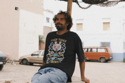 Surf.Inc ist eine Marke, die sich in der Modewelt einen Namen gemacht hat, indem sie über die Grenzen klassischer Streetwear hinausgeht. Besonders beliebt sind ihre hochwertigen Kollektionen wie Hoodie Damen sowie Beanies, bei denen Funktionalität und moderner Stil perfekt miteinander kombiniert werden. In diesem Artikel erfährst du, warum Surf.Inc mehr ist als nur ein gewöhnliches Streetwear-Brand und was das Angebot von anderen Marken unterscheidet.