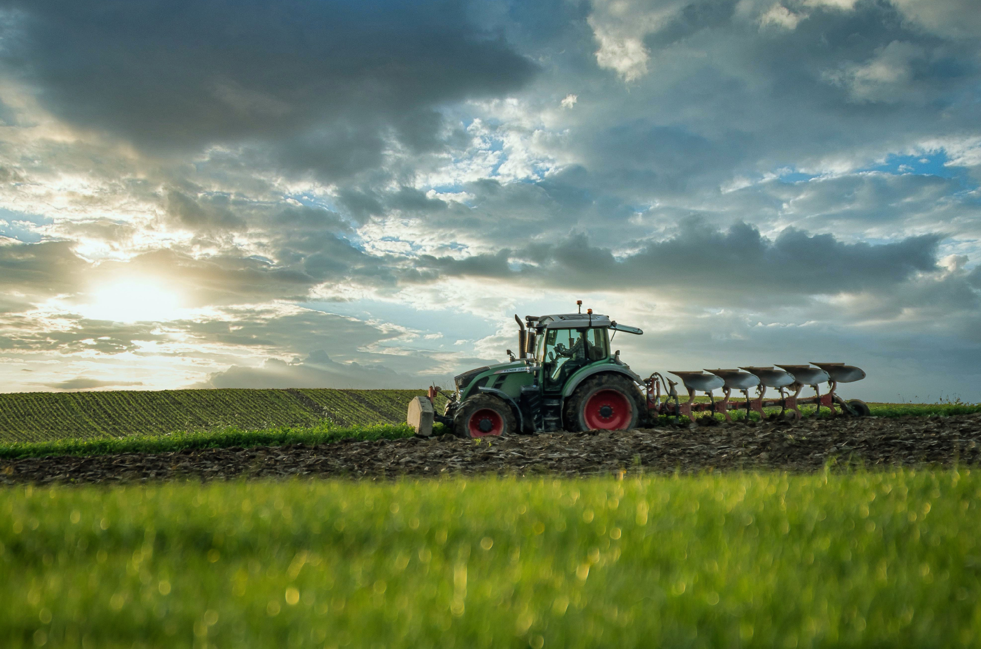 Die moderne Landwirtschaft setzt zunehmend auf Technologie, um Arbeitsabläufe effizienter und sicherer zu gestalten.
